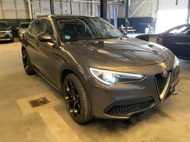Alfa Romeo Stelvio 2.0 Turbo Super Q4 — zdjęcie 8
