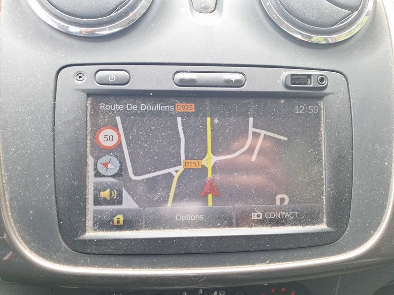 Dacia Sandero 1.5 dCi Stepway Prestige — zdjęcie 13