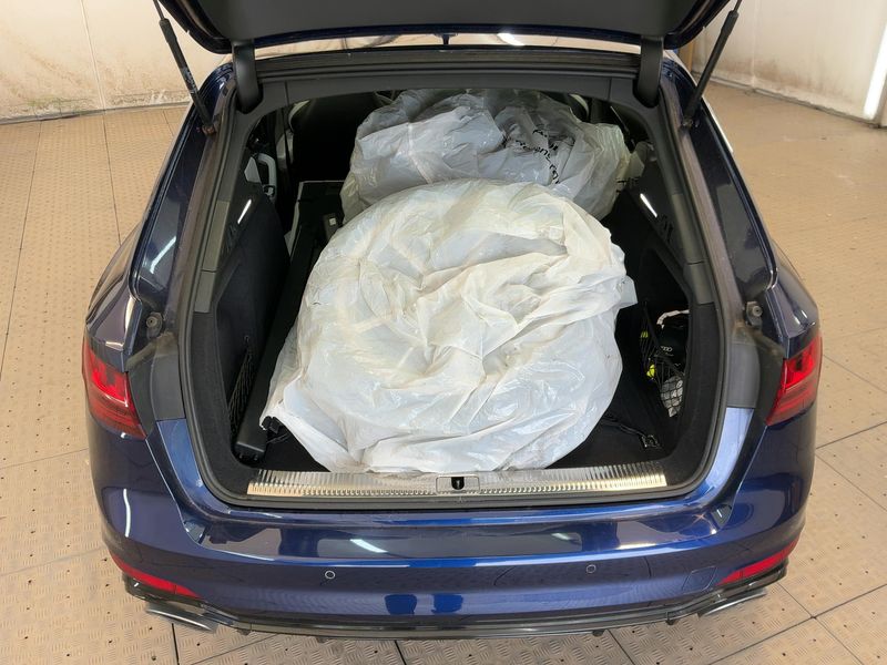 Audi RS 4 2.9 TFSI quattro — zdjęcie 10