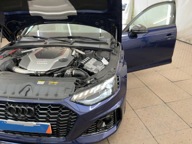 Audi RS 4 2.9 TFSI quattro — zdjęcie 14