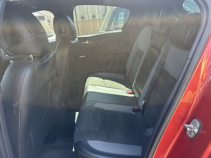 DS Automobiles DS4 Crossback 1.6 Blue-HDi SportChic — zdjęcie 13