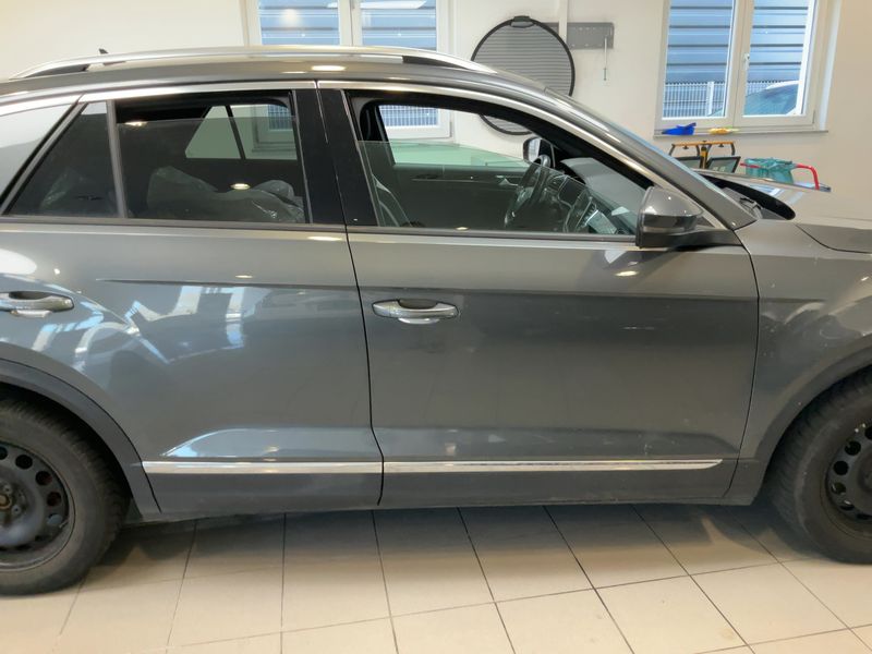Volkswagen T-Roc 2.0 TSI Sport 4Motion — zdjęcie 7