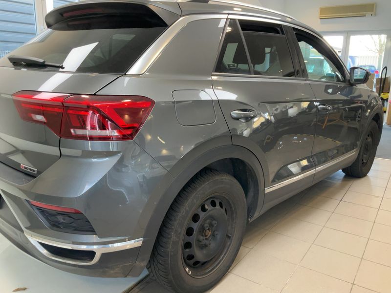 Volkswagen T-Roc 2.0 TSI Sport 4Motion — zdjęcie 6