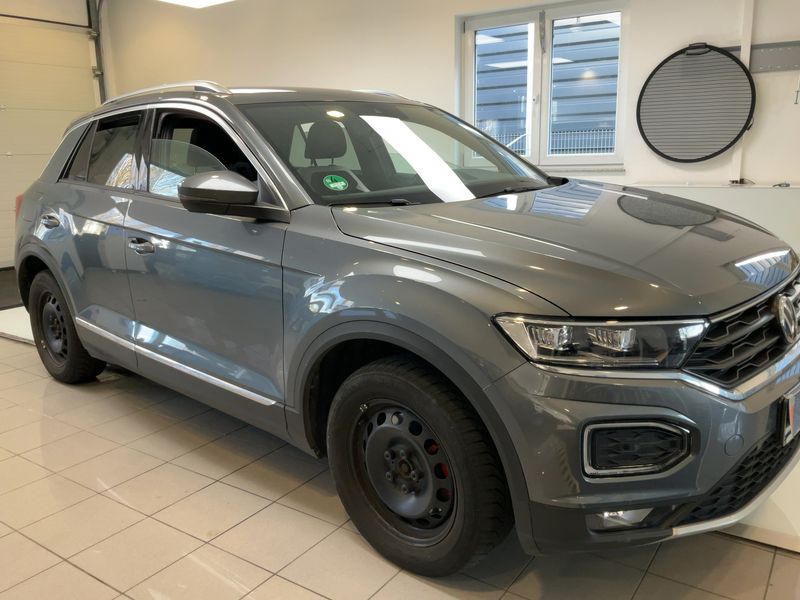 Volkswagen T-Roc 2.0 TSI Sport 4Motion — zdjęcie 8