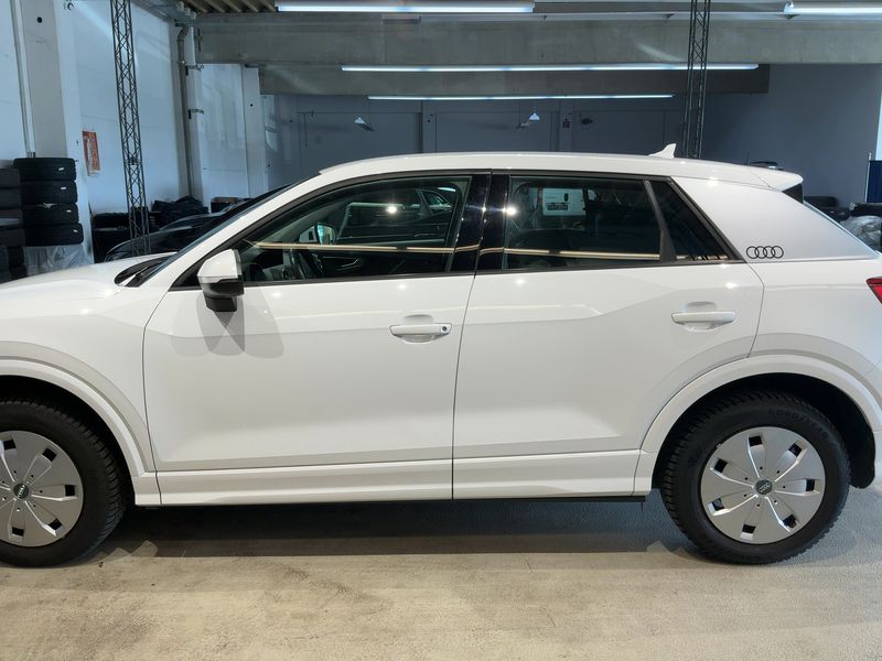 Audi Q2 1.4 TFSI ACT Sport — zdjęcie 4