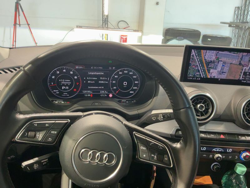 Audi Q2 1.4 TFSI ACT Sport — zdjęcie 13