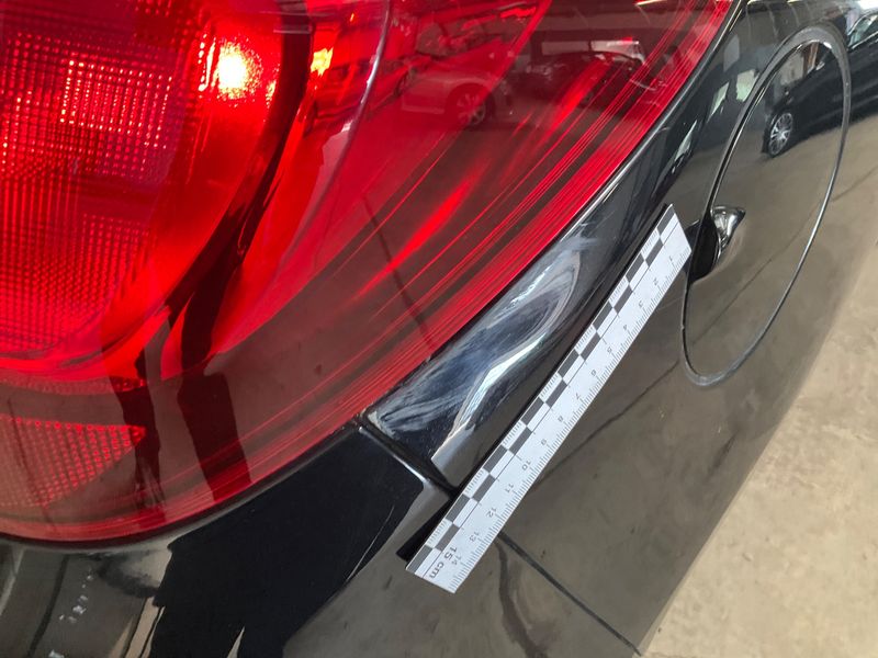 Opel Corsa 1.4 Turbo Black Edition ecoFlex 2017 – снимка 24