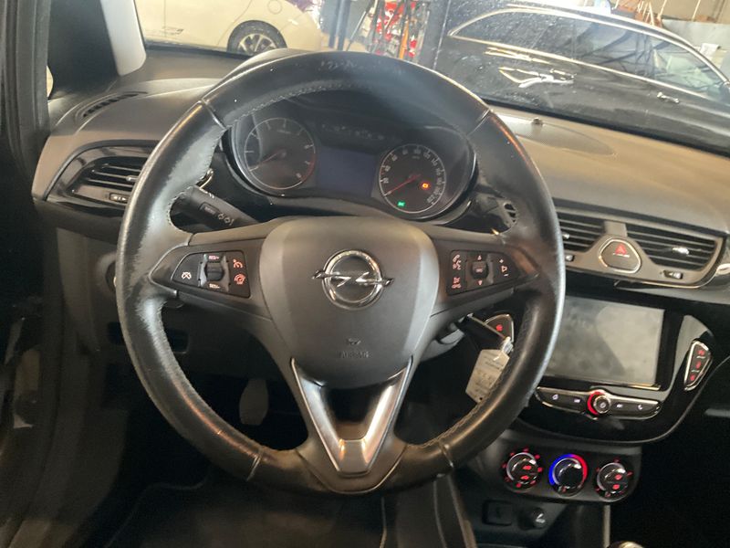 Opel Corsa 1.4 Turbo Black Edition ecoFlex 2017 – снимка 29