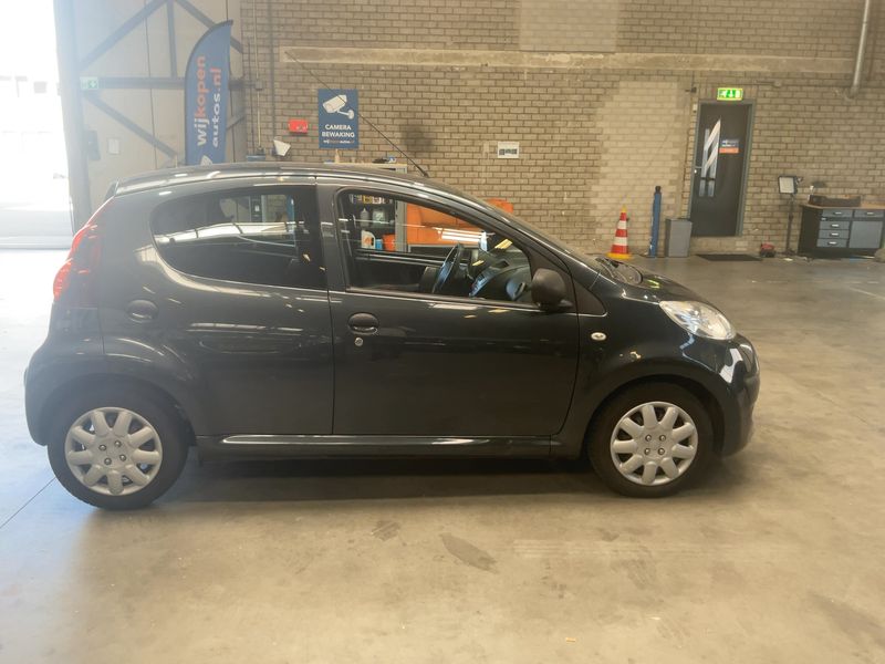 Peugeot 107 1.0 Access — zdjęcie 7