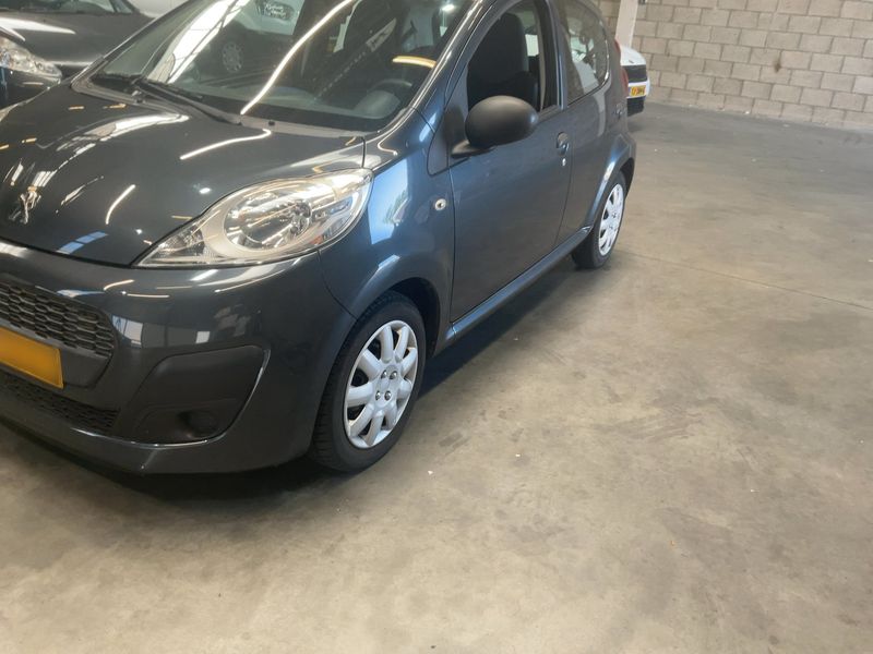 Peugeot 107 1.0 Access — zdjęcie 2