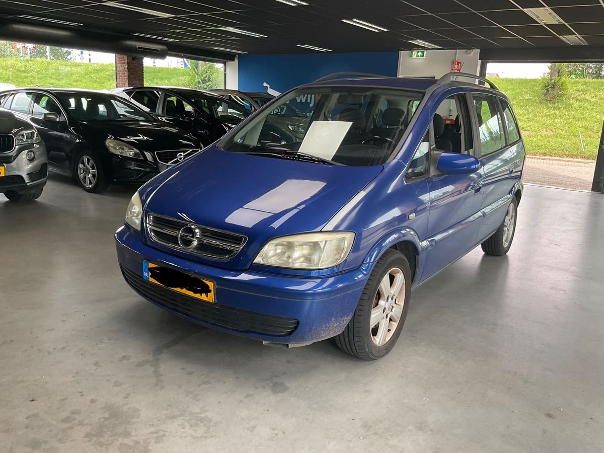 Opel Zafira 2004