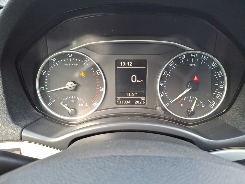 Skoda Octavia 1.8 TSI Family — zdjęcie 12