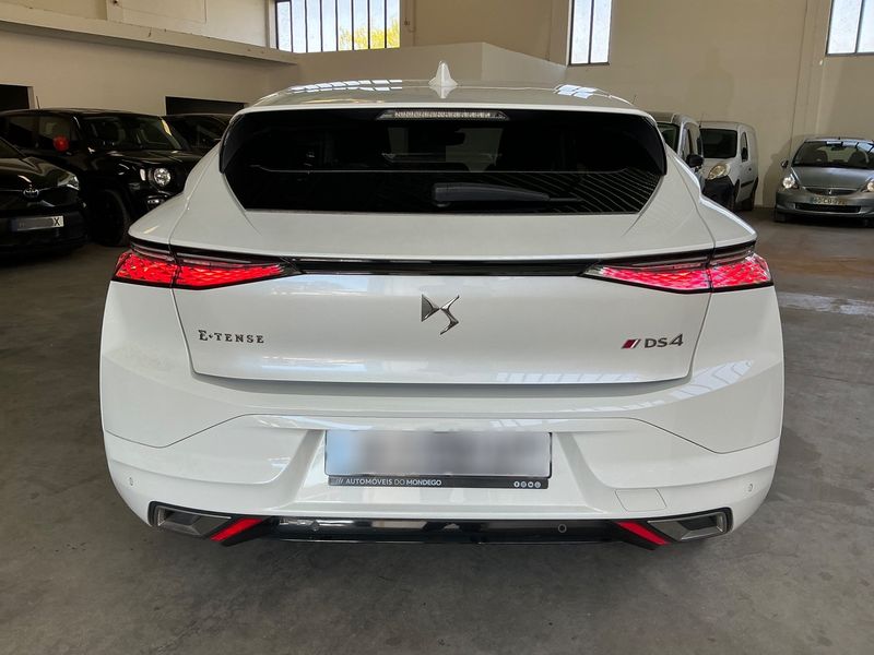 DS Automobiles DS4 1.6 E-Tense Hybrid Performance Line — zdjęcie 5