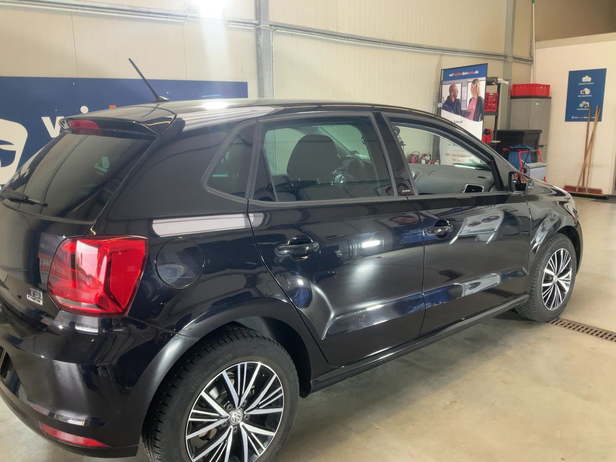 Volkswagen Polo 2016 — photo 9