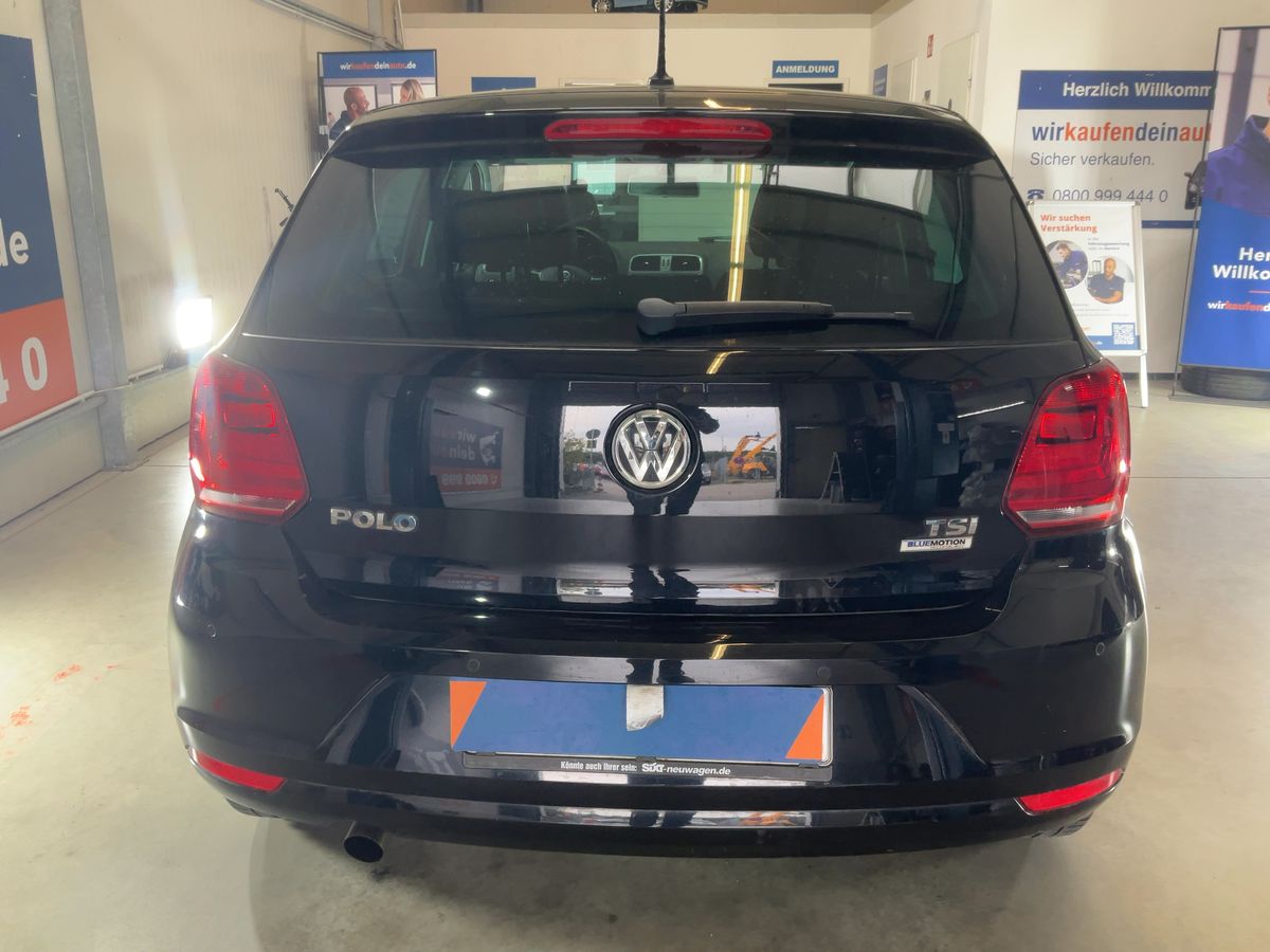 Volkswagen Polo 2016 — photo 8
