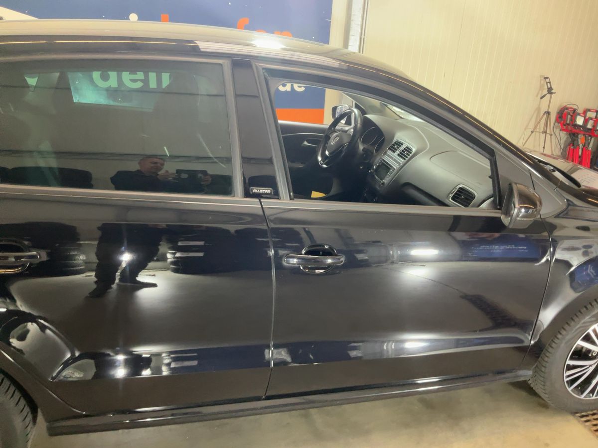 Volkswagen Polo 2016 — photo 11