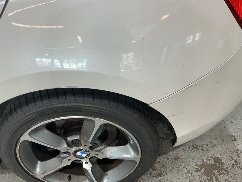 BMW 1er 118i 2012 – снимка 22
