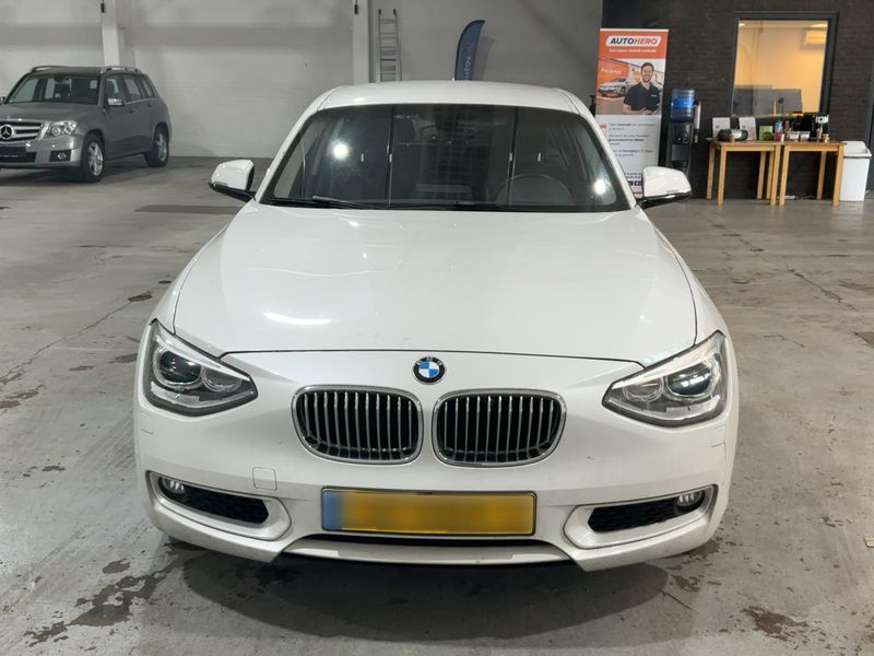 BMW 1er 118i 2012 – снимка 14