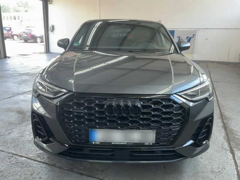 Audi Q3 Sportback 45 TFSI quattro S line — zdjęcie 9