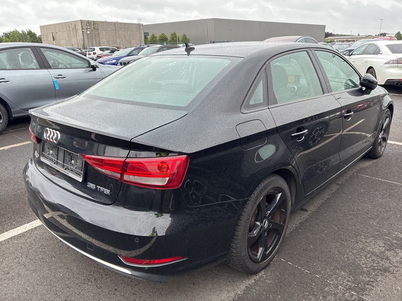 Audi A3 Limousine 35 TFSI Sport — zdjęcie 5
