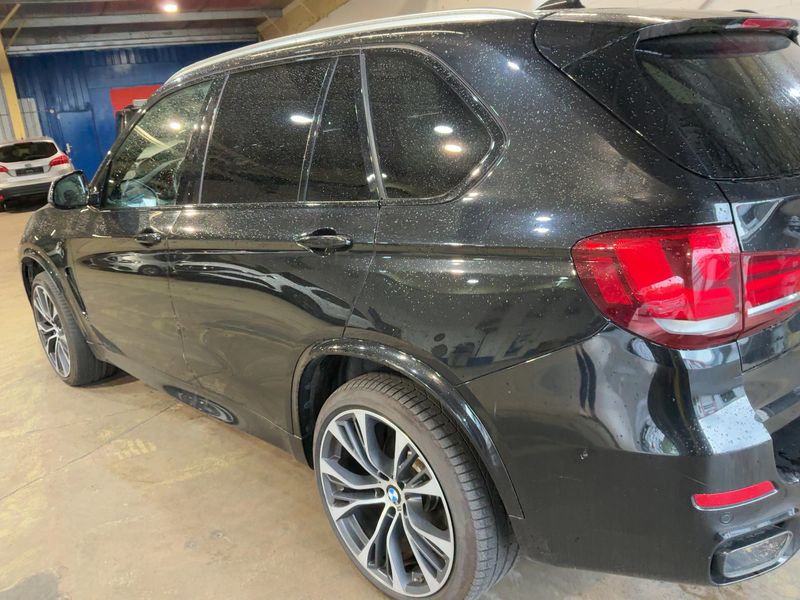 BMW X5 M50d — zdjęcie 3