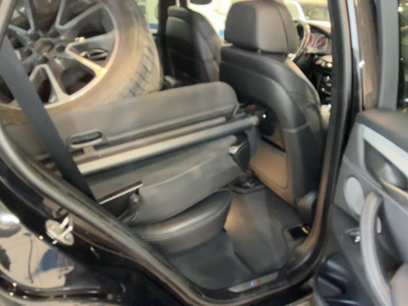 BMW X5 M50d — zdjęcie 14