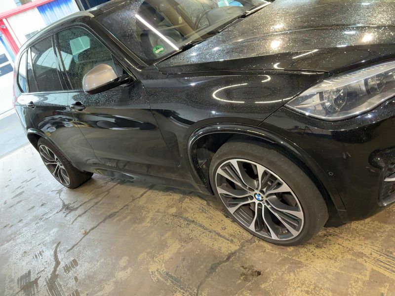 BMW X5 M50d — zdjęcie 8