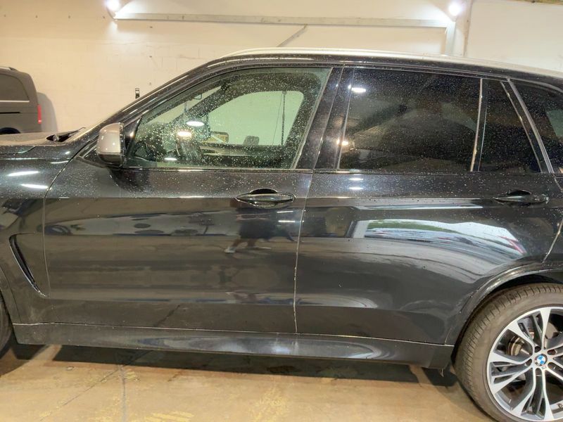 BMW X5 M50d — zdjęcie 4