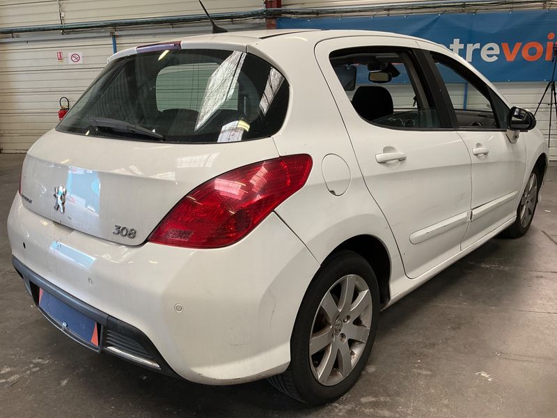 Peugeot 308 1.6 HDi Premium Pack 2009 – снимка 2