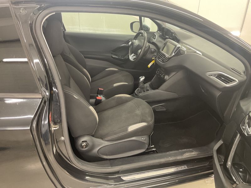 Peugeot 208 1.2 e-VTi Style 2014 – снимка 3