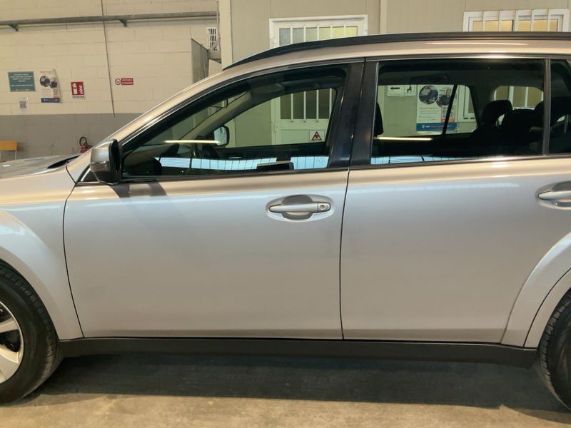 Subaru Legacy 2.0 Diesel Outback Comfort — zdjęcie 4
