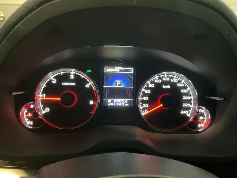 Subaru Legacy 2.0 Diesel Outback Comfort — zdjęcie 13
