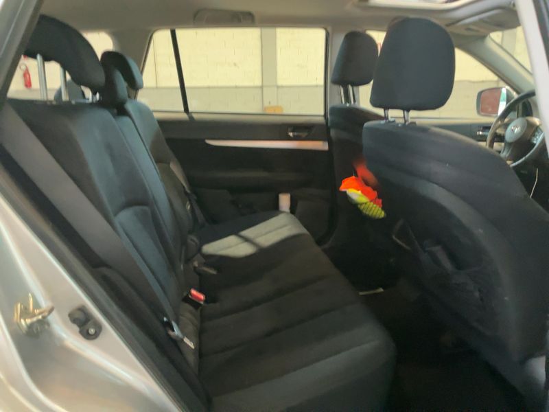 Subaru Legacy 2.0 Diesel Outback Comfort — zdjęcie 14