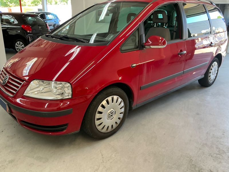 Volkswagen Sharan 2.0 TDI Trendline BlueMotion Tech