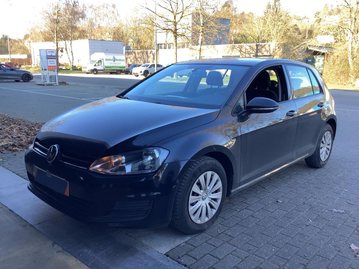 Volkswagen Golf VII 1.6 TDI Trendline BlueMotion Tech