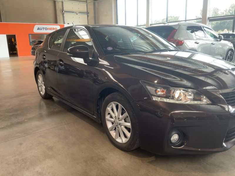 Lexus CT-Serie CT 200h Business — zdjęcie 8