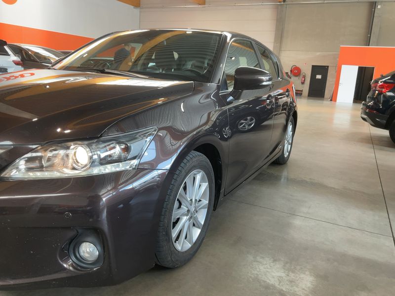 Lexus CT-Serie CT 200h Business — zdjęcie 2