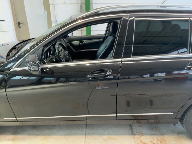 Mercedes-Benz C-Klasse C 220 CDI T BlueEfficiency Avantgarde 2012 – снимка 4
