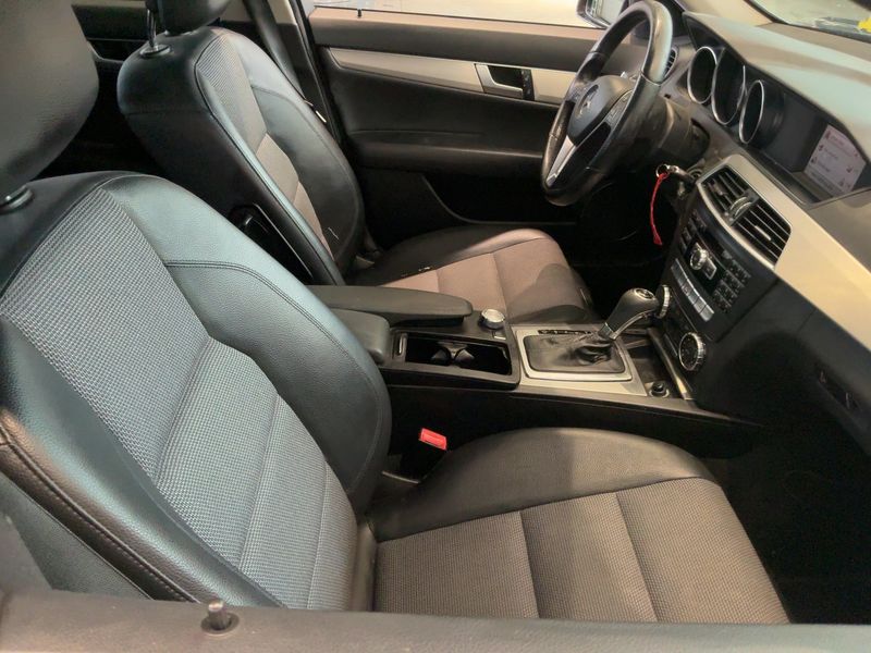 Mercedes-Benz C-Klasse C 220 CDI T BlueEfficiency Avantgarde 2012 – снимка 16