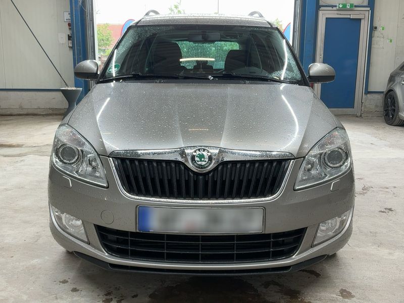Skoda Roomster 1.6 TDI Family — zdjęcie 9