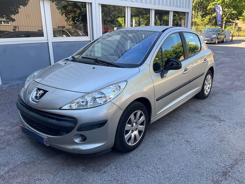 Peugeot 207 1.4 Exécutive 2006 – снимка 1
