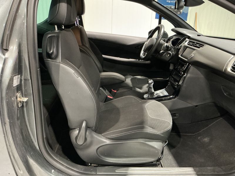 DS Automobiles DS3 1.2 PureTech SoChic — zdjęcie 11