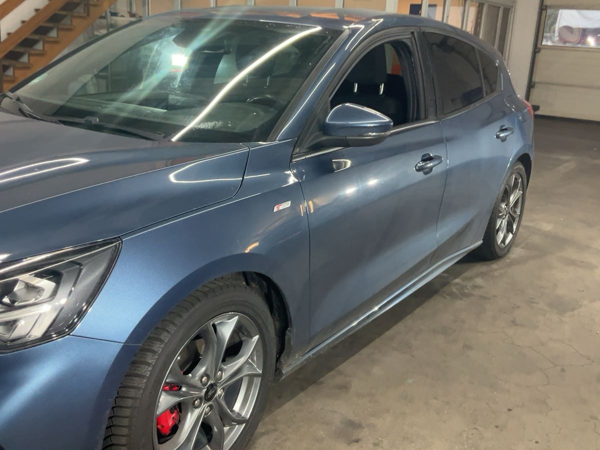 Ford Focus 1.0 EcoBoost Mild-Hybrid ST-Line X