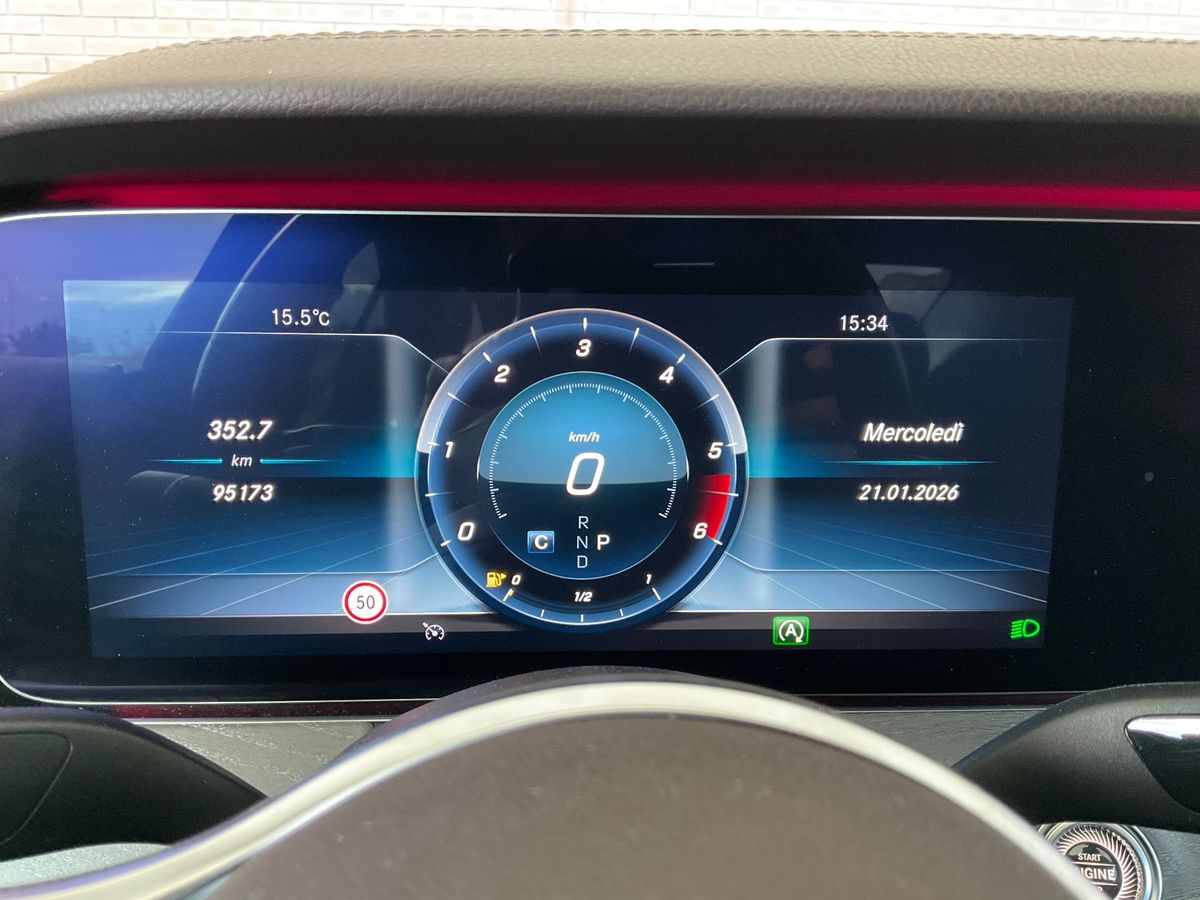 Mercedes-Benz CLS-Klasse 2019 — photo 17