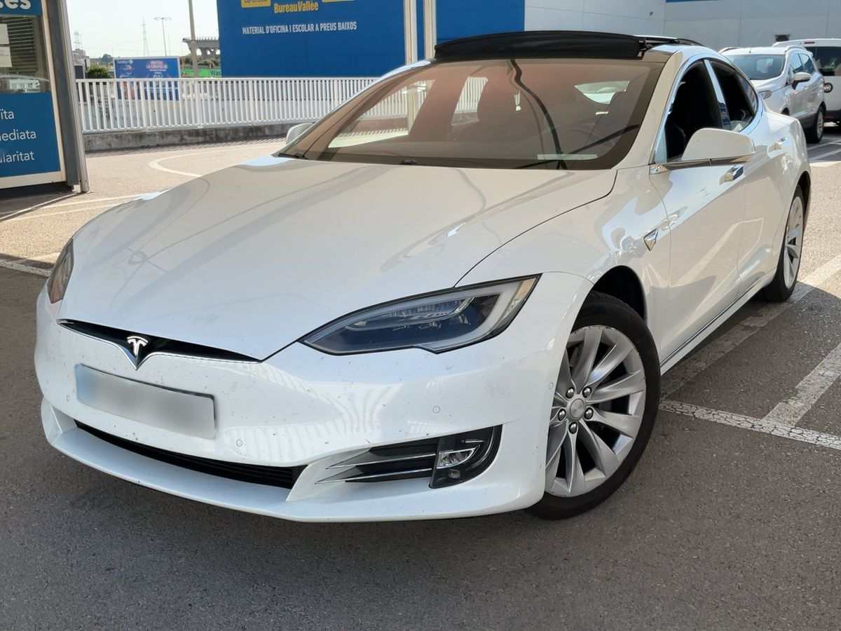 Tesla Model 2017