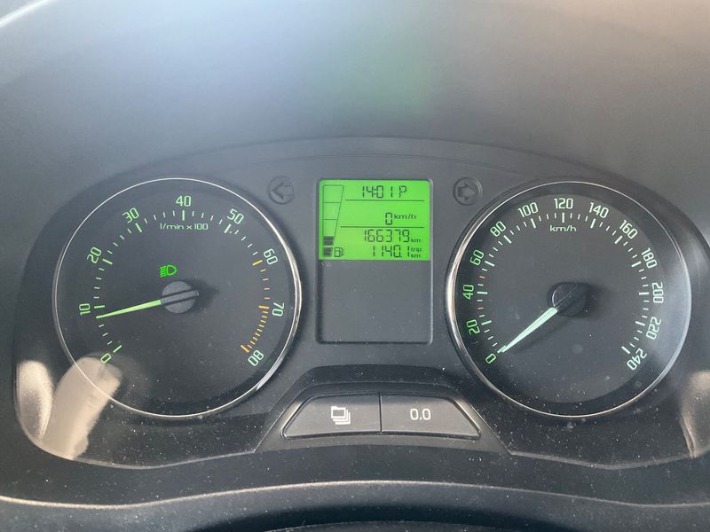 Skoda Roomster 1.2 TSI Scout Plus Edition — zdjęcie 13