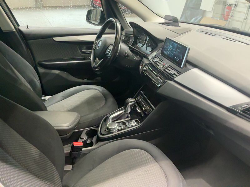 BMW 2er 218d Active Tourer Basis — zdjęcie 11