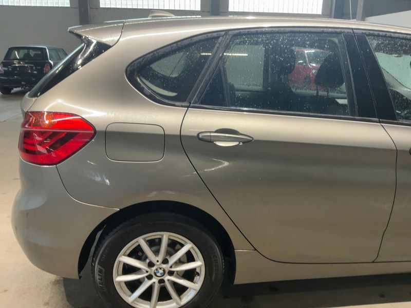 BMW 2er 218d Active Tourer Basis — zdjęcie 6