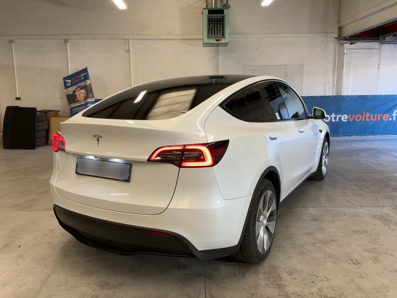 Tesla Model Y Standard Range — zdjęcie 6