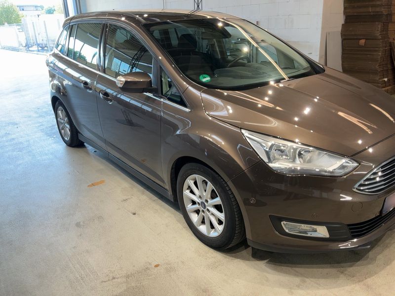 Ford Grand C-Max 1.5 EcoBoost Titanium — zdjęcie 8